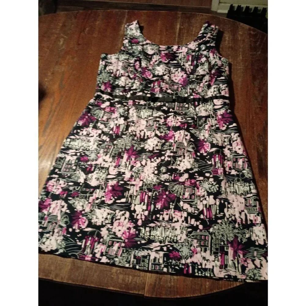 Size 22W Sleeveless Tank Strap Black Pink Grey Dress Cityscape Urban Sundress